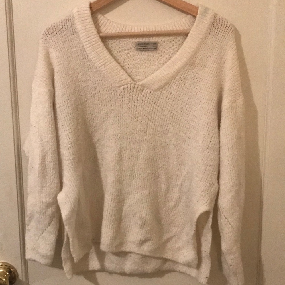 urban outfitters white sweater